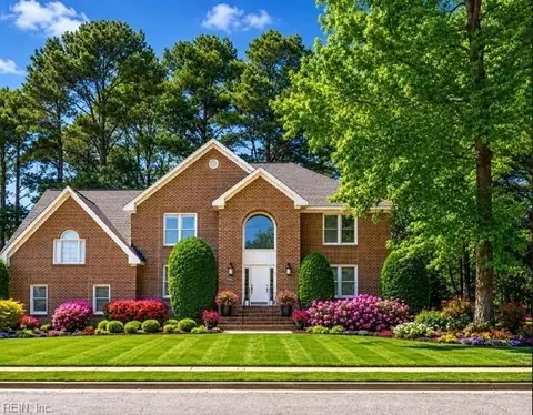 1208 Masters Row, Chesapeake, VA 23320