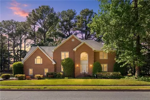 1208 Masters Row, Chesapeake, VA 23320