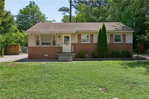 601 Bond Ave, Chesapeake, VA 23323
