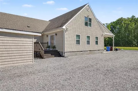 433 Truitt Rd, Chesapeake, VA 23321