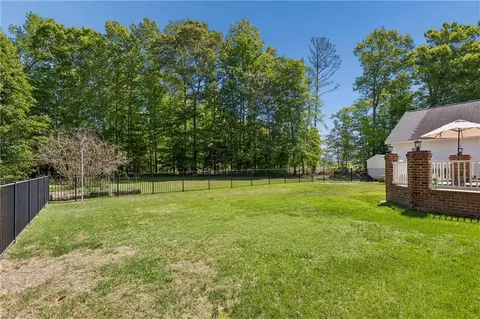 Exterior - 4202 Hall Oaks Dr, Gloucester, VA 23061 photo 10 of 12