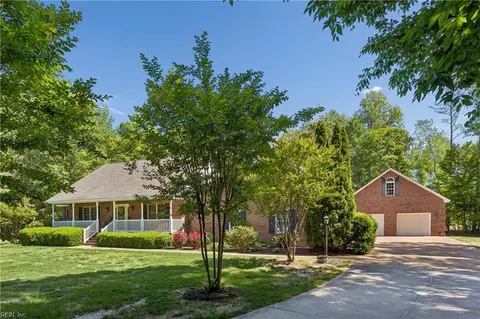 Exterior - 4202 Hall Oaks Dr, Gloucester, VA 23061 photo 4 of 12