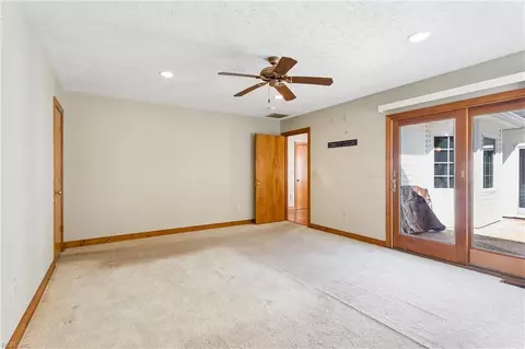 Bedroom - 4202 Hall Oaks Dr, Gloucester, VA 23061 photo 4 of 4