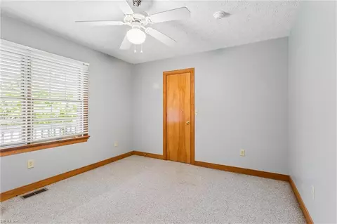 Bedroom - 4202 Hall Oaks Dr, Gloucester, VA 23061 photo 1 of 4