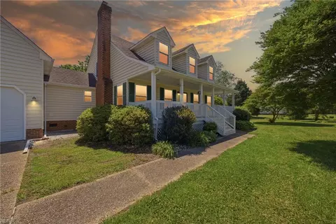 805 Puddin Ridge Rd, Moyock, NC 27958