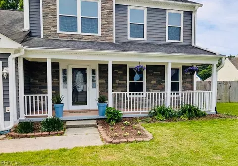 806 Duncombe Ln, Newport News, VA 23608
