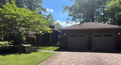 621 Lynn Shores Dr, Virginia Beach, VA 23452