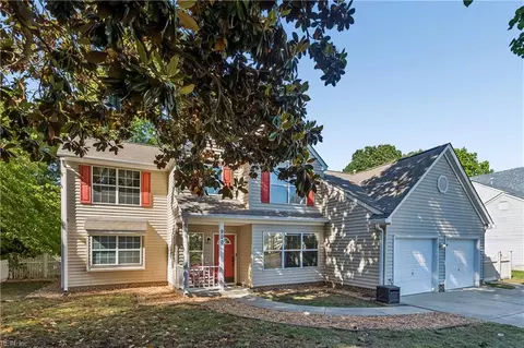 Exterior - 900 Sheffield St, Hampton, VA 23666 photo 2 of 7
