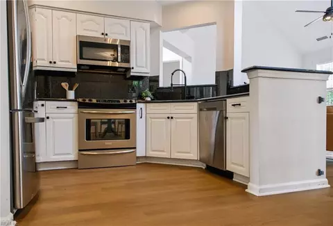 Kitchen - 900 Sheffield St, Hampton, VA 23666 photo 1 of 3