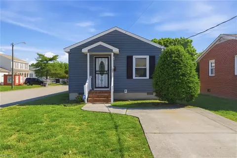 1026 Easterly Ave, Hampton, VA 23669