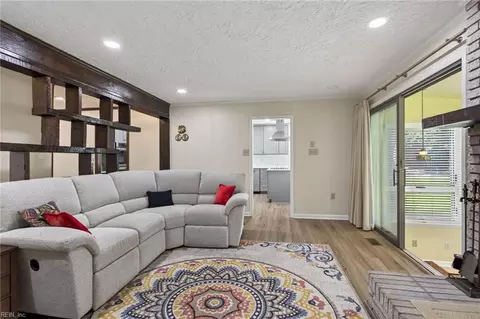 Living - 500 Moonefield Dr, Smithfield, VA 23430 photo 3 of 3