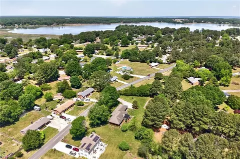 View/Area - 500 Moonefield Dr, Smithfield, VA 23430 photo 3 of 4
