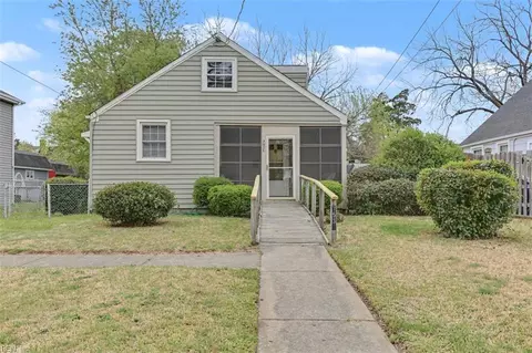 7531 Yorktown Dr, Norfolk, VA 23505