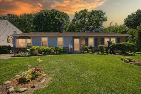 3917 Waterside Ct, Virginia Beach, VA 23452