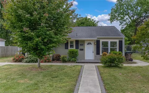 315 Mary St, Hampton, VA 23664