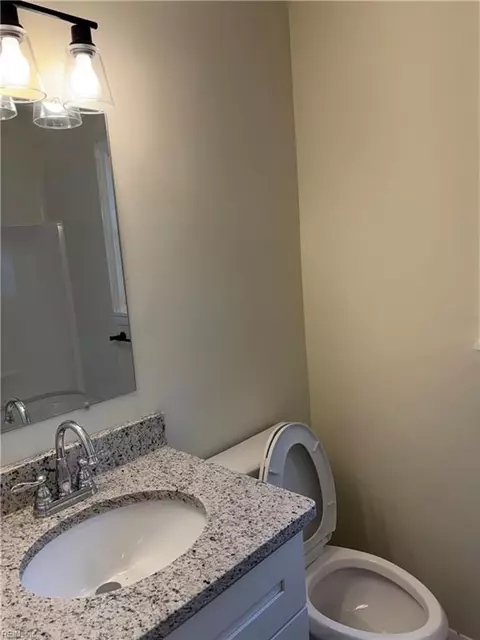 125 Carol Ln, Portsmouth, VA 23701
