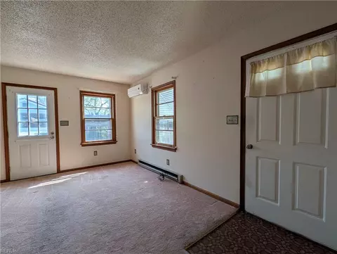Living - 1408 Elder Ave, Chesapeake, VA 23325 photo 6 of 7