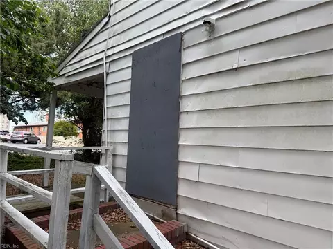1146 W Ocean View Ave, Norfolk, VA 23503 photo 6