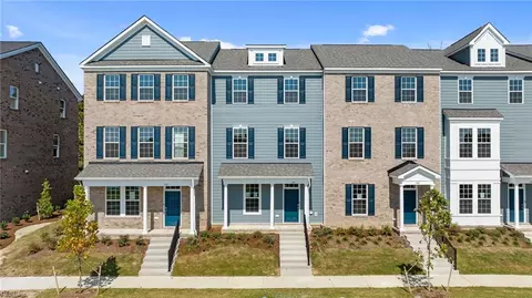 174 Freeman Dr, Hampton, VA 23666