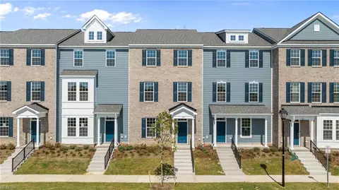 176 Freeman Dr, Hampton, VA 23666