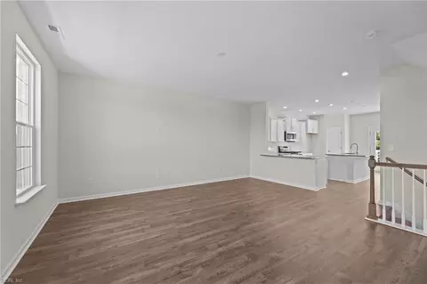 Living - 176 Freeman Dr, Hampton, VA 23666 photo 3 of 4