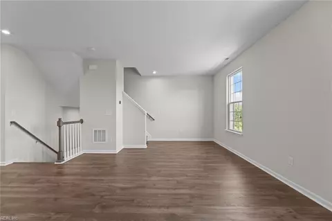 Living - 176 Freeman Dr, Hampton, VA 23666 photo 1 of 4