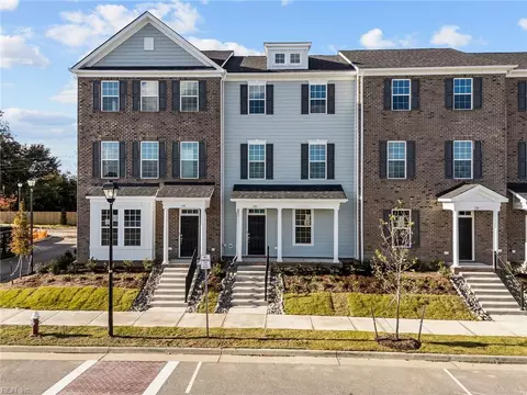 178 Freeman Dr, Hampton, VA 23666