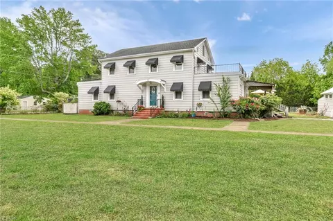 6 Langley St, Poquoson, VA 23662