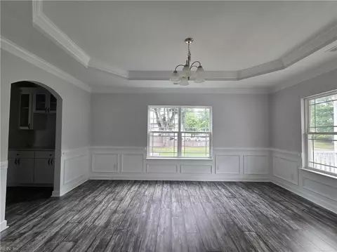 Living - 1405 Old Buckroe Rd, Hampton, VA 23663 photo 1 of 5