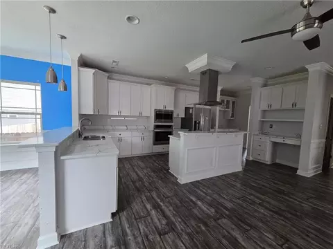 Kitchen - 1405 Old Buckroe Rd, Hampton, VA 23663 photo 2 of 4