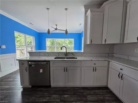 Kitchen - 1405 Old Buckroe Rd, Hampton, VA 23663 photo 4 of 4