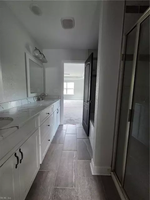 Entry Way - 1405 Old Buckroe Rd, Hampton, VA 23663 photo 8 of 8