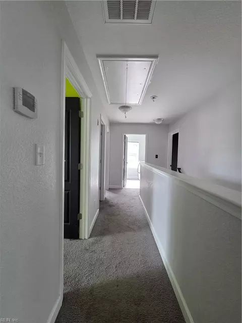 Entry Way - 1405 Old Buckroe Rd, Hampton, VA 23663 photo 7 of 8