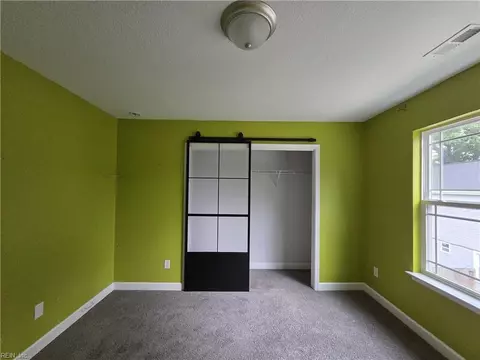 Bedroom - 1405 Old Buckroe Rd, Hampton, VA 23663 photo 8 of 8