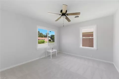 Bedroom - 3 Marcella Rd, Hampton, VA 23666 photo 2 of 5