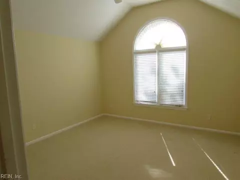 Bedroom - 3105 Deans Ct, Chesapeake, VA 23321 photo 2 of 4