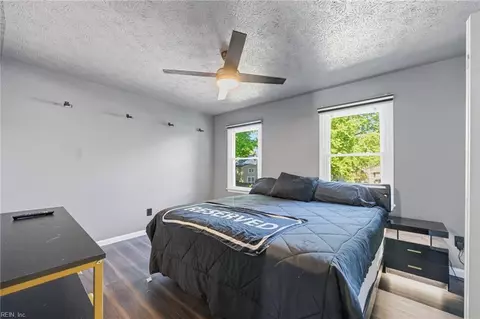Bedroom - 72 Ireland St, Hampton, VA 23663 photo 5 of 6