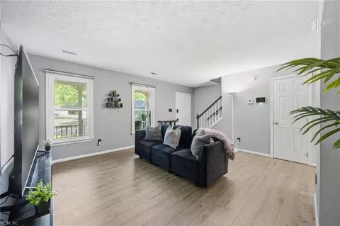 Other - 72 Ireland St, Hampton, VA 23663 photo 3 of 8