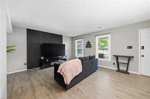 Other - 72 Ireland St, Hampton, VA 23663 photo 1 of 8