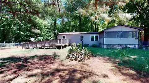5080 Sandy Clay Ln, Gloucester, VA 23061