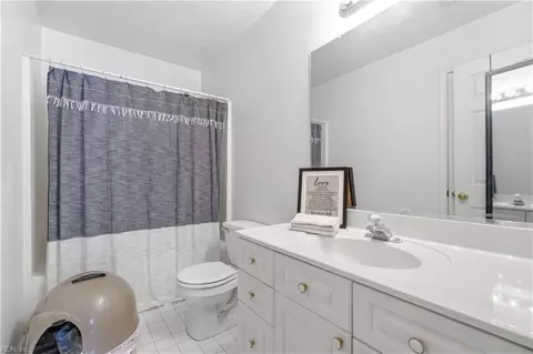Bath - 705 Basnight Ct, Chesapeake, VA 23322 photo 3 of 3