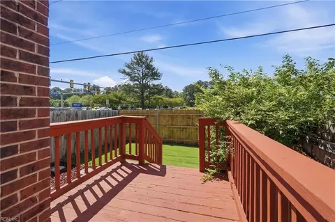 Exterior - 705 Basnight Ct, Chesapeake, VA 23322 photo 1 of 1