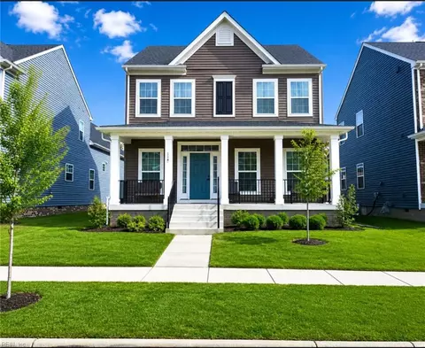 114 Legacy Blvd, Poquoson, VA 23662