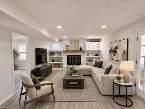 251 S Parliament Dr, Virginia Beach, VA 23462