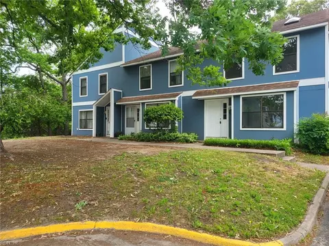 2105 Pier Point Pl, Virginia Beach, VA 23455