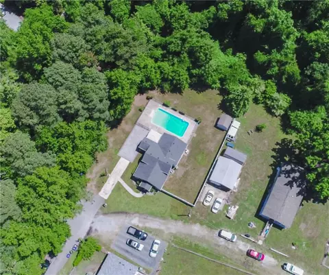 1675 Mount Lebanon Ave, Suffolk, VA 23436