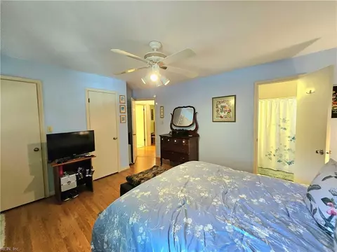 Bedroom - 107 Five Forks Ln, Hampton, VA 23669 photo 1 of 8