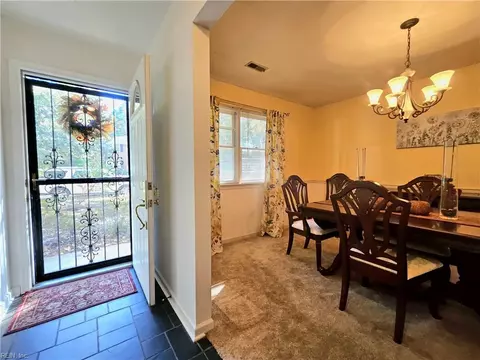 Entry Way - 107 Five Forks Ln, Hampton, VA 23669 photo 1 of 6