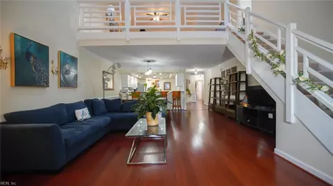 208 Genoa Dr #17, Hampton, VA 23664