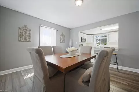 Dining - 10 E Southampton Ave, Hampton, VA 23669 photo 1 of 1